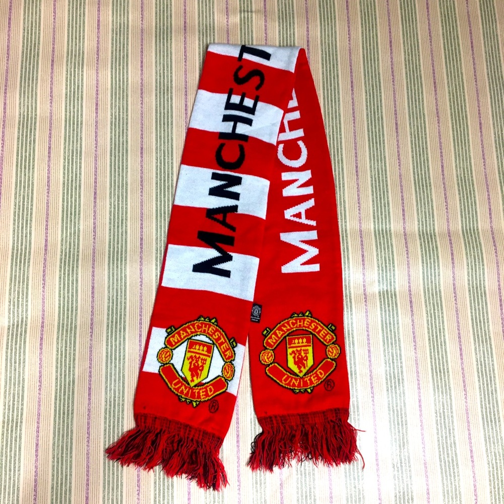 Manchester United Knitted Scarf